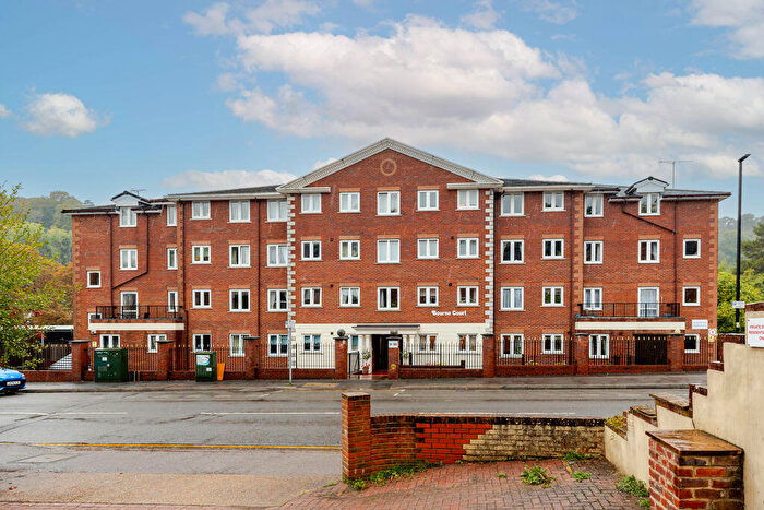 2 Bedroom Property For Sale In Croydon Road, Caterham, CR3