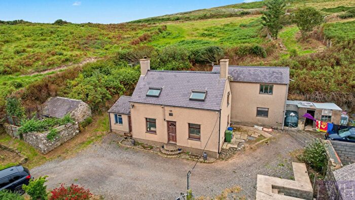 5 Bedroom Property For Sale In Llanllawen Bach, Uwchmynydd, LL53