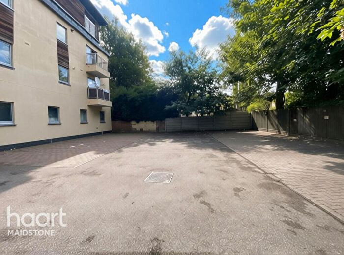 1 Bedroom Apartment For Sale In Orchard Street, Maidstone, ME15