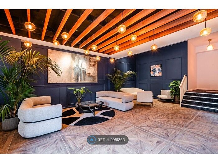 2 Bedroom Flat To Rent In Astra House, London, SE14