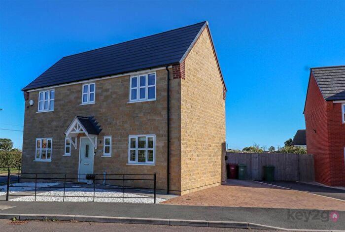 4 Bedroom Detached House For Sale In Lawson Road, Bolsover, Chesterfield, S44