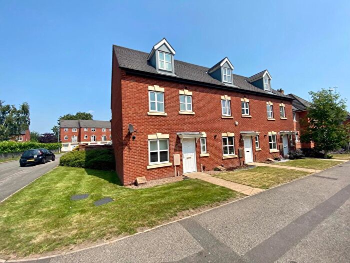 4 Bedroom Terraced House To Rent In Ashby Road, Coalville, LE67