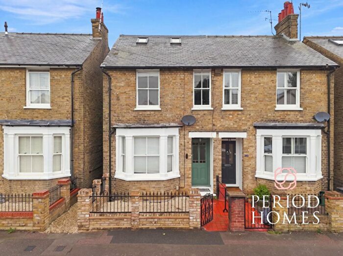 4 Bedroom Semi-Detached House For Sale In Rosebery Road, Old Moulsham, CM2