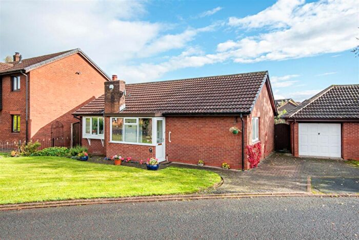 2 Bedroom Detached Bungalow For Sale In Fossdale Moss, Leyland, PR26