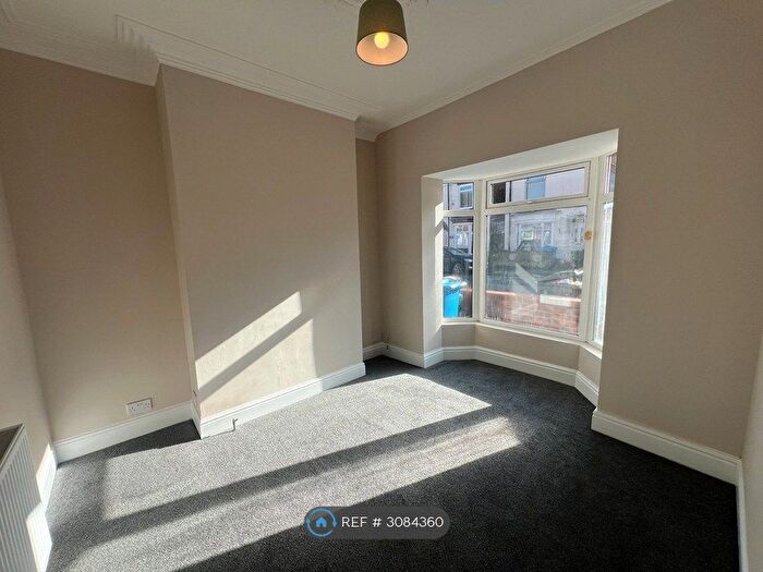 2 Bedroom Terraced House To Rent In Thoresby St, Hull, HU5
