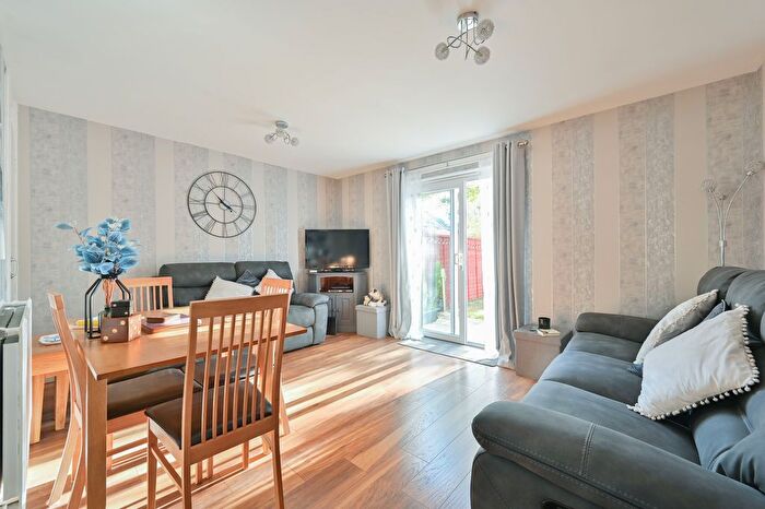 2 Bedroom Terraced House For Sale In The Sidings, Hatfield, AL10