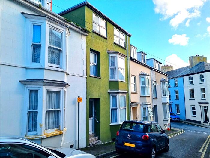 4 Bedroom Terraced House For Sale In Penmaesglas Road, Aberystwyth, Ceredigion, SY23