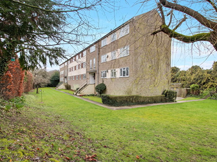 2 Bedroom Apartment To Rent In Wilson Valkenburg Court Old Bath Road Newbury, RG14