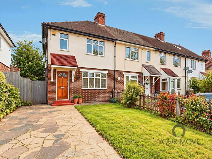 3 Bedroom End Of Terrace House To Rent In Windborough Road, Carshalton, Surrey, SM5