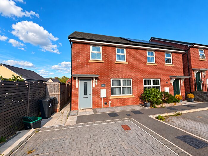 3 Bedroom Semi-Detached House For Sale In Enterprise Avenue, Tiverton, Devon, EX16