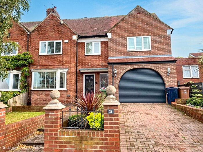 4 Bedroom Semi-Detached House For Sale In Maple Avenue, New Silksworth, Sunderland, SR3