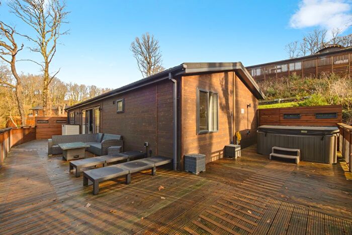 3 Bedroom Mobile/park Home For Sale In Finlake Holiday Park, Newton Abbot, TQ13