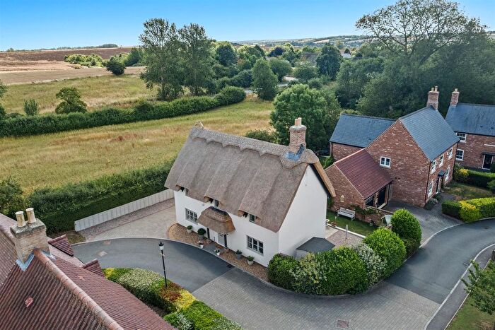 3 Bedroom Detached House For Sale In The Green, Brington, PE28