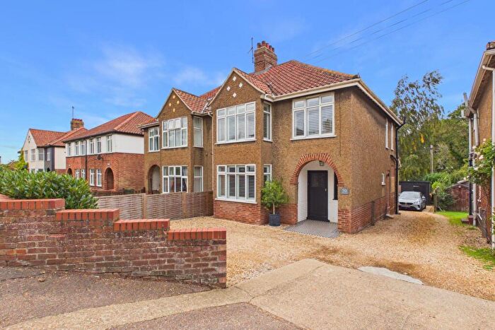3 Bedroom Semi-Detached House For Sale In London Road, Downham Market, PE38