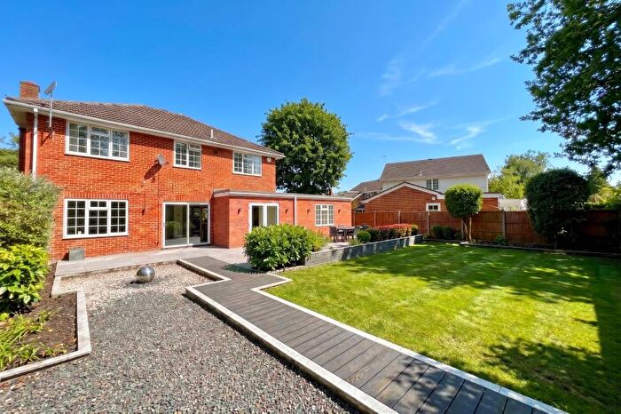 3 Bedroom Detached House To Rent In Pyrford, Woking, Surrey, GU22
