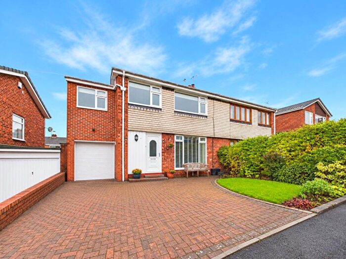 4 Bedroom Semi-Detached House For Sale In Holburn Close, Ryton, Tyne And Wear, NE40