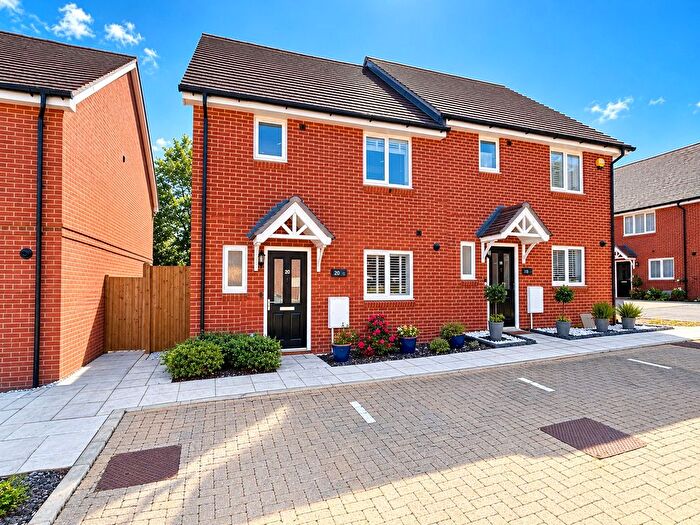 3 Bedroom Semi-Detached House For Sale In Cob Close, Blackwater, Camberley, Hampshire, GU17