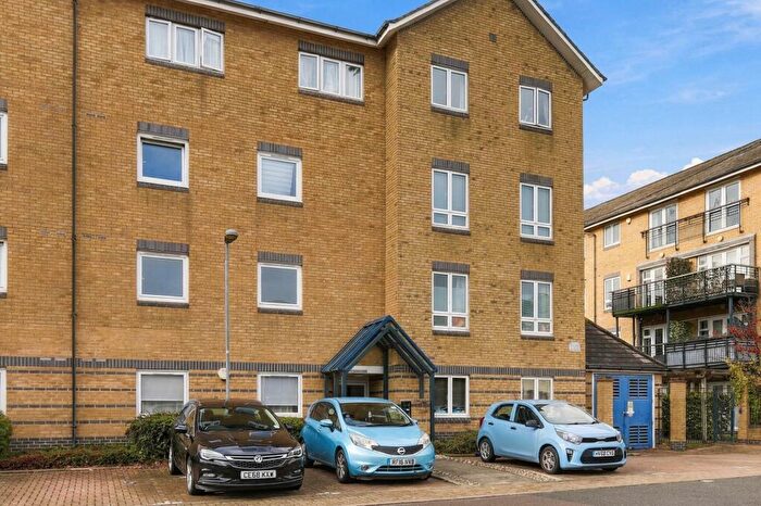 2 Bedroom Apartment For Sale In Southwell Close, Chafford Hundred, Grays, RM16