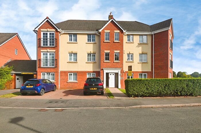 2 Bedroom Flat For Sale In School Drive, Shard End, Birmingham, B34