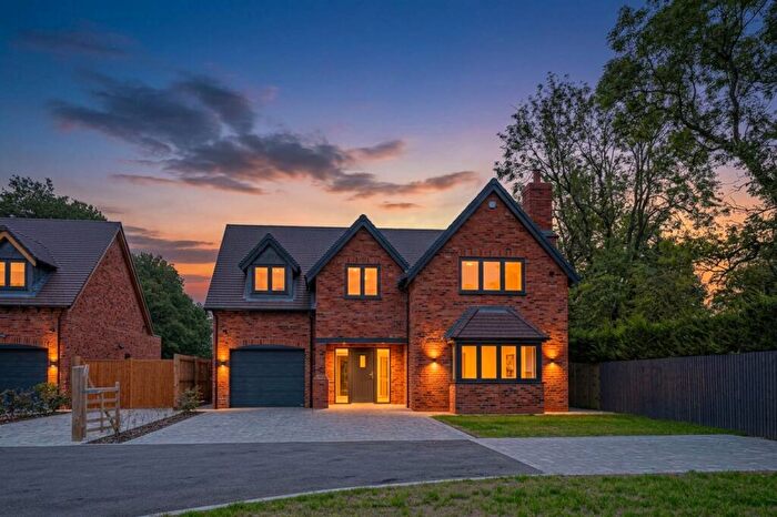 4 Bedroom Detached House For Sale In Broad Lane, Tanworth In Arden, B94
