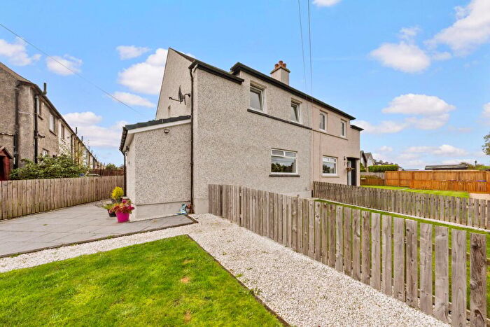 4 Bedroom Semi-Detached House For Sale In Braehead Road, Stirling, FK7