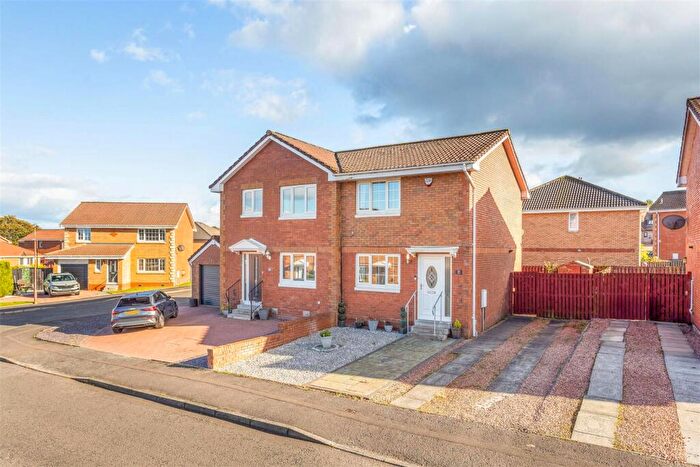 2 Bedroom Semi-Detached House For Sale In Glenisla Court, Whitburn, EH47