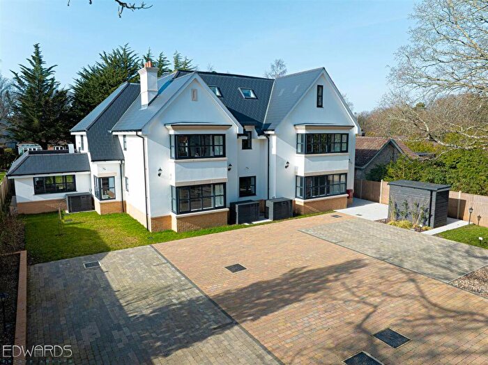 3 Bedroom Apartment For Sale In Golf Links Road, Ferndown, BH22