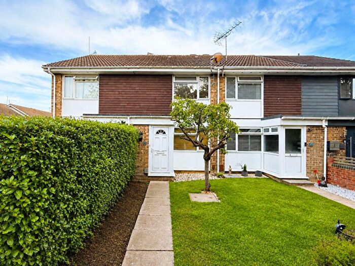 2 Bedroom House To Rent In Ontario Close, Worthing, BN13