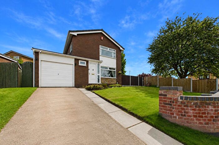 3 Bedroom Detached House For Sale In Malhamdale Road, Congleton, Cheshire, CW12