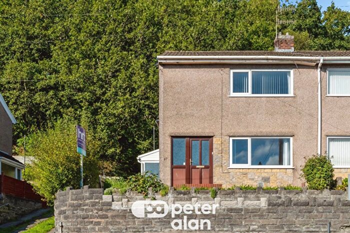 3 Bedroom Semi-Detached House For Sale In Shelone Road, Neath, SA11