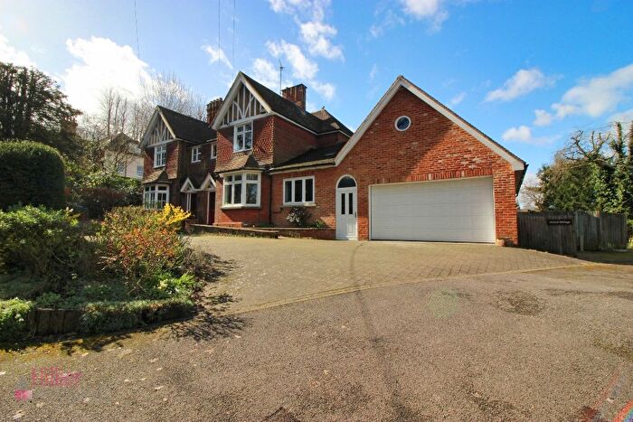 4 Bedroom Semi-Detached House For Sale In Bates Hill, Ightham, TN15