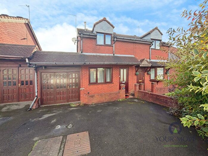 2 Bedroom Terraced House To Rent In Pale Street, Dudley, West Midlands, DY3