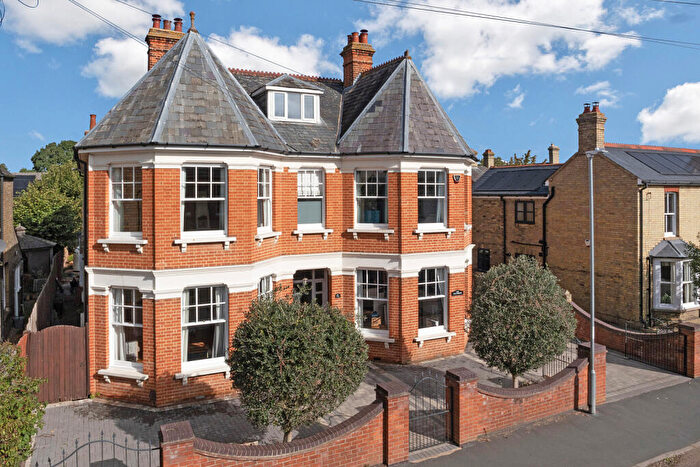 5 Bedroom Detached House For Sale In Avenue Road, St. Neots, Cambridgeshire, PE19