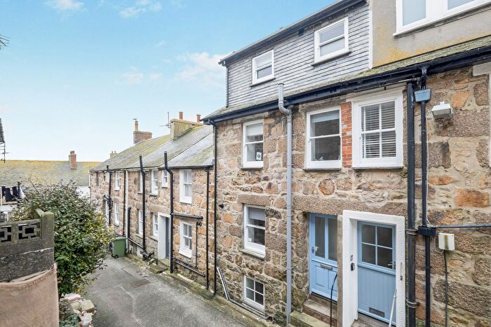 4 Bedroom Town House For Sale In St. Eia Street, St. Ives, Cornwall, TR26