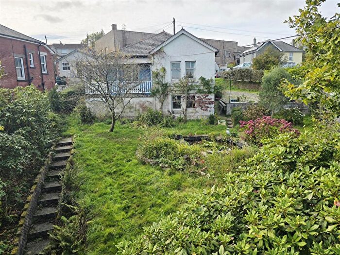 3 Bedroom Bungalow For Sale In Tavistock Road, Launceston, PL15