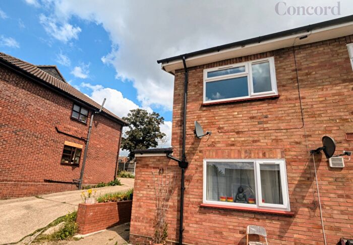 2 Bedroom Terraced House To Rent In Flat Greenstead Court, Greenstead Road, Colchester, CO1
