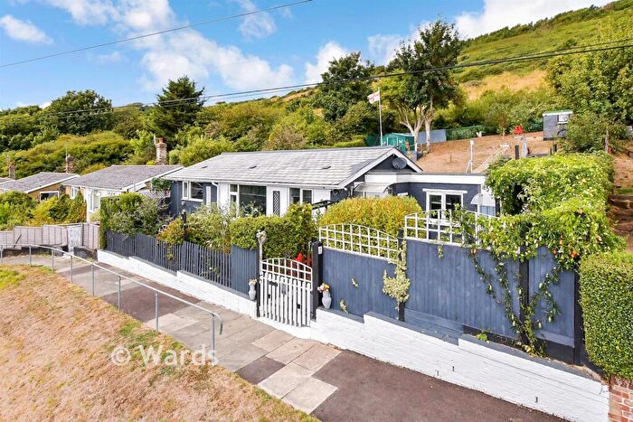 3 Bedroom Detached Bungalow For Sale In St. George's Crescent, Dover, Kent, CT17
