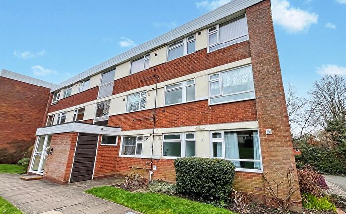2 Bedroom Flat To Rent In Michael Court, Edgbaston, Birmingham, B5
