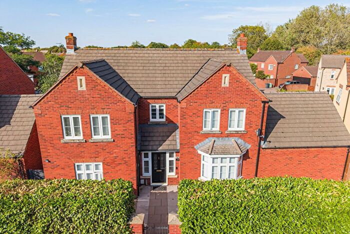 4 Bedroom Detached House For Sale In Thatcham Avenue Kingsway, Quedgeley, Gloucester, GL2