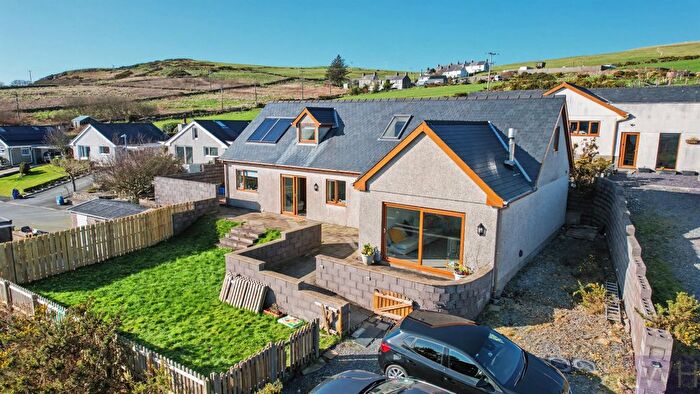 7 Bedroom Detached House For Sale In Bryn Eithin + Building Plot, Llithfaen, LL53