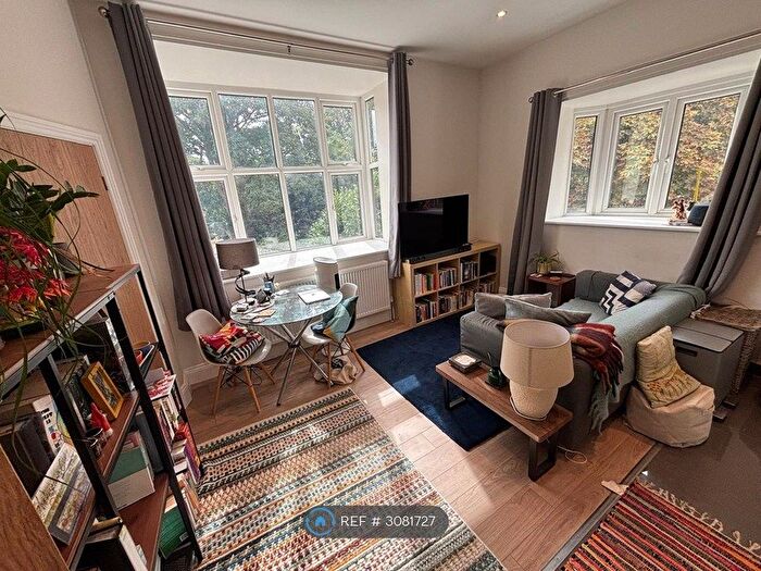 1 Bedroom Flat To Rent In North Hill Road, Leeds, LS6