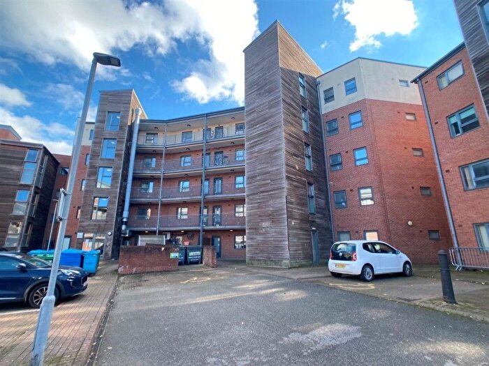 2 Bedroom Flat For Sale In Adelaide Lane, Sheffield, S3