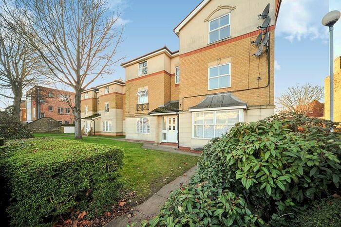 2 Bedroom Flat To Rent In Park Street, Hull, HU2