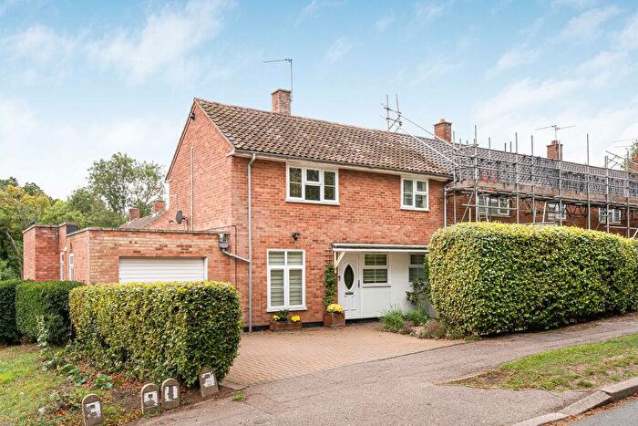 4 Bedroom End Of Terrace House For Sale In The Vineyard, Welwyn Garden City, Hertfordshire, AL8