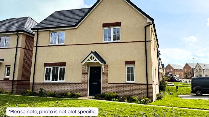 4 Bedroom Detached House For Sale In Fowler Drive, Torrington, EX38