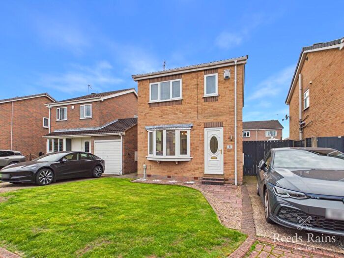 3 Bedroom Detached House For Sale In Finch Croft, Hull, East Yorkshire, HU8