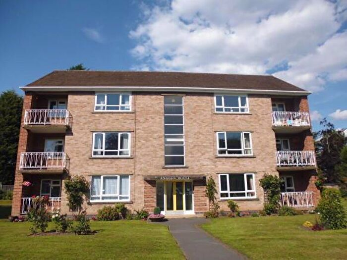 2 Bedroom Flat To Rent In Angelo House, Charlecott Close, Moseley, B13