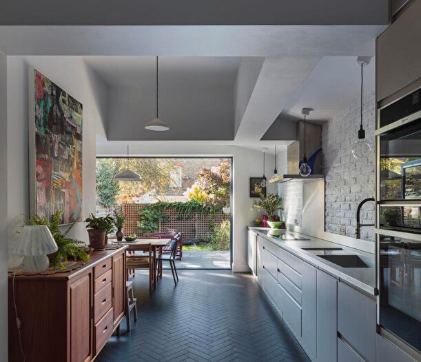 3 Bedroom Terraced House For Sale In Essex Road, Leyton, London, E10