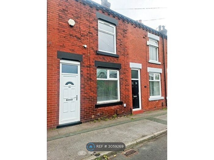 2 Bedroom Terraced House To Rent In Eldon St, Bolton, BL2