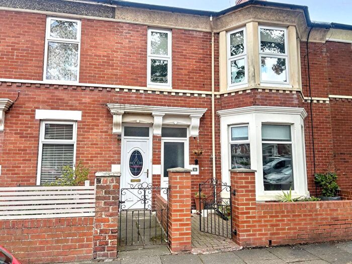 2 Bedroom Flat For Sale In Waverley Avenue, Whitley Bay, NE25